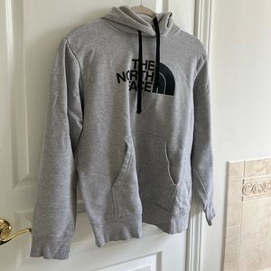 medium north face hoodie